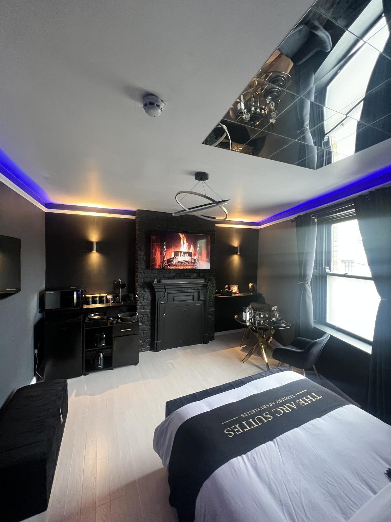 The Arc Apartment *